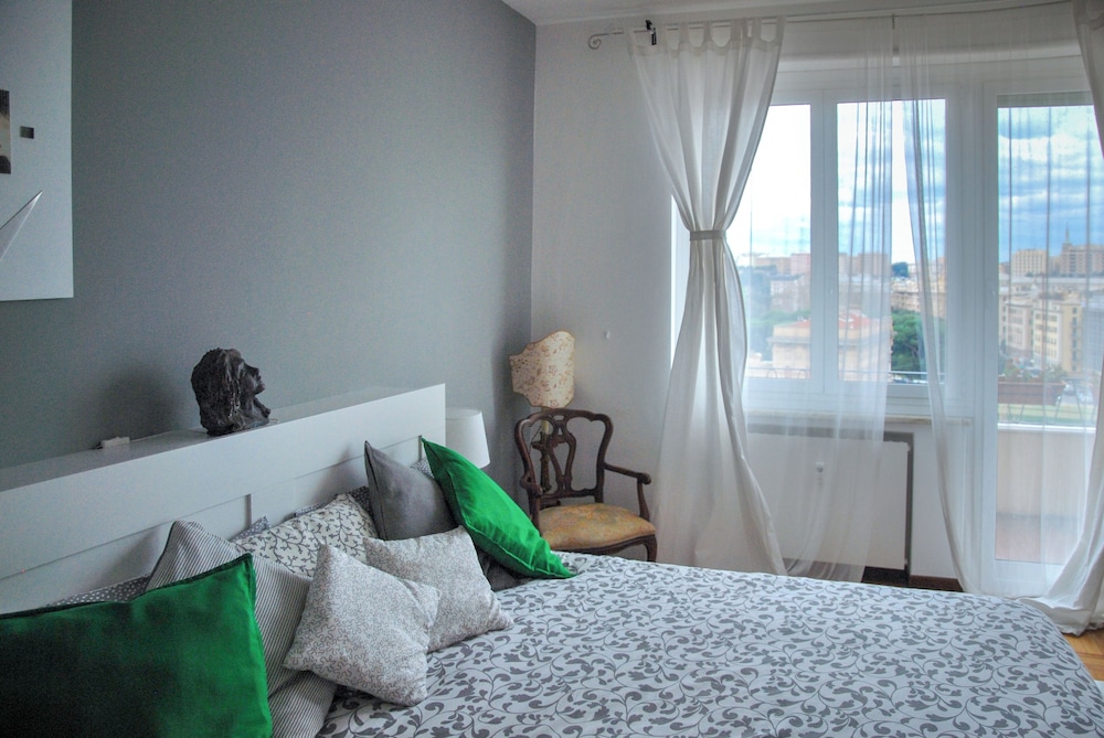 Double Room, 1 Queen Bed, Balcony photo 1