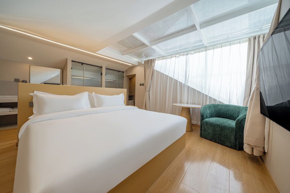 Family Suite, Courtyard View