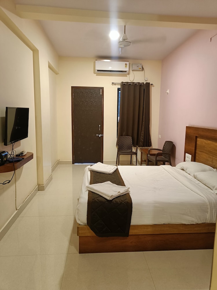 Business Room, 1 Bedroom photo 1