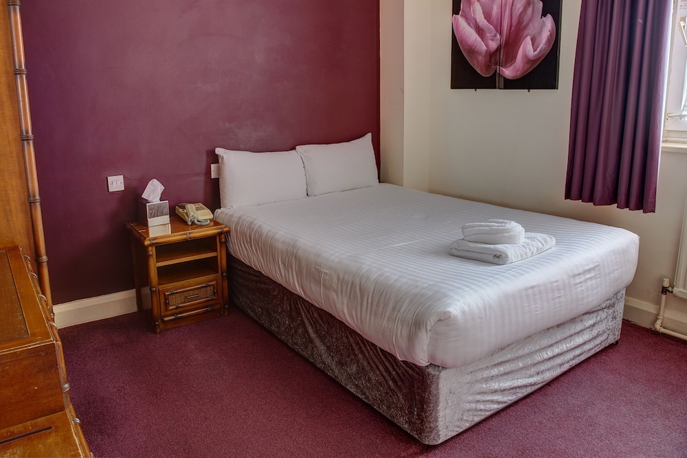 Single Room photo 2