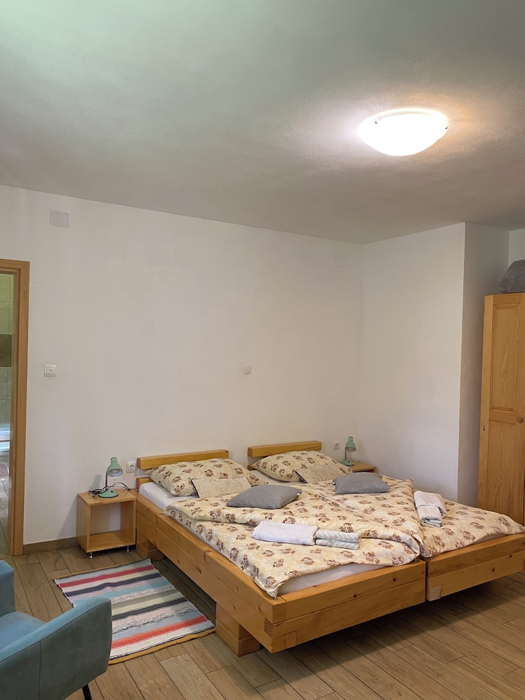 Triple Room - Photo 6