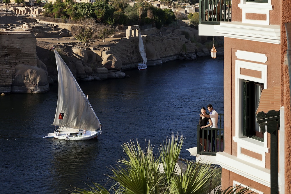 Palace Cataract Suite, 1 King Bed, Nile View - Photo 3
