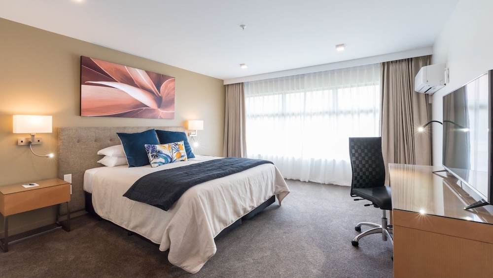 Suite, King Bed - Photo 1