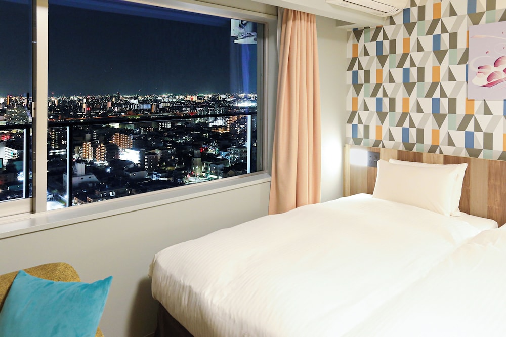 Standard Twin Room, Non Smoking (Single Use) - Photo 6