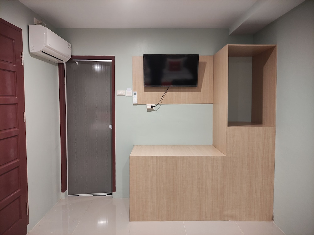 Standard Twin Room - Photo 4