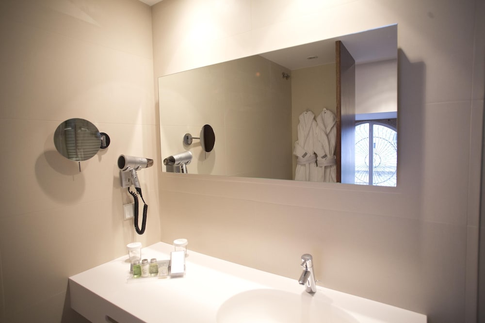 Junior Suite (Single Use)