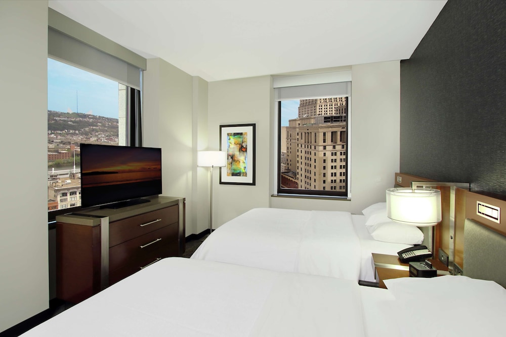 Suite, 2 Queen Beds, Non Smoking (Larger Suite) photo 2