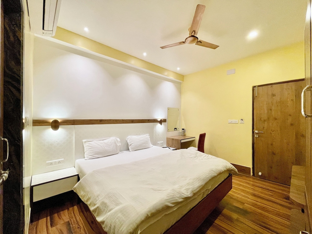 Deluxe Triple Room photo 3
