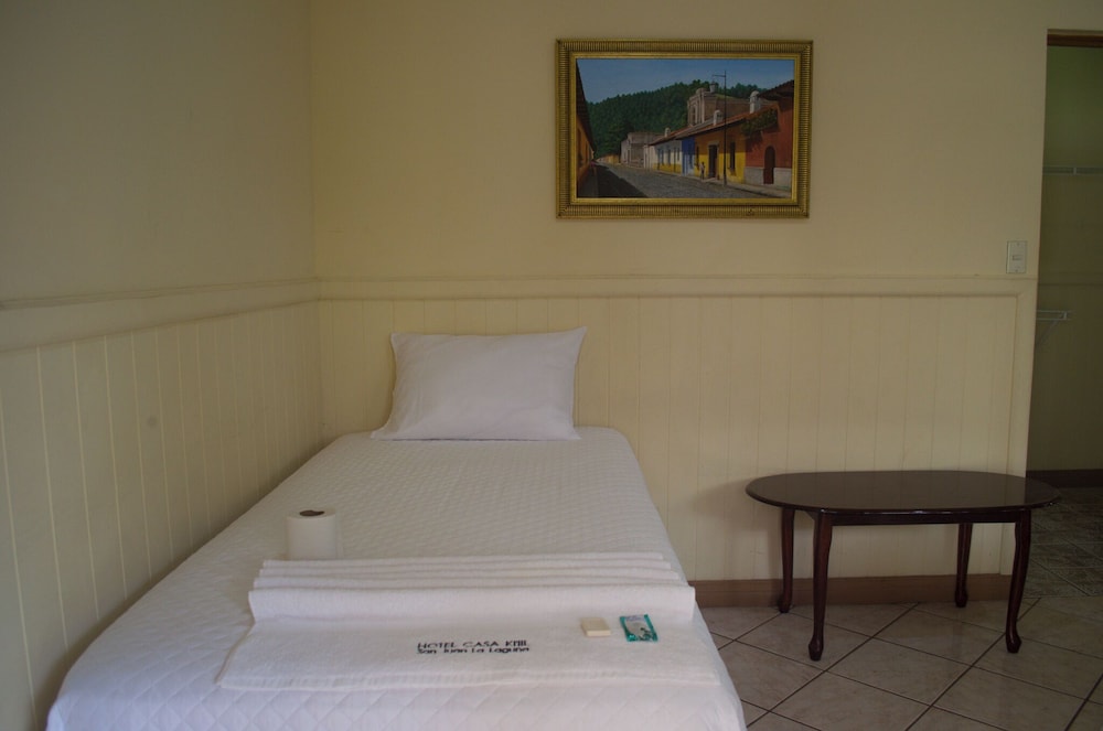 Basic Triple Room photo 3