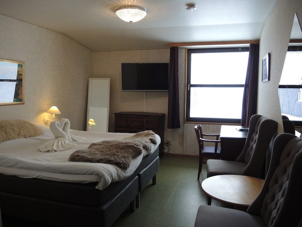 Double Room, Lake View photo 1