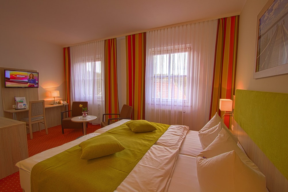 Classic Double Room (Seeschlösschen) photo 2