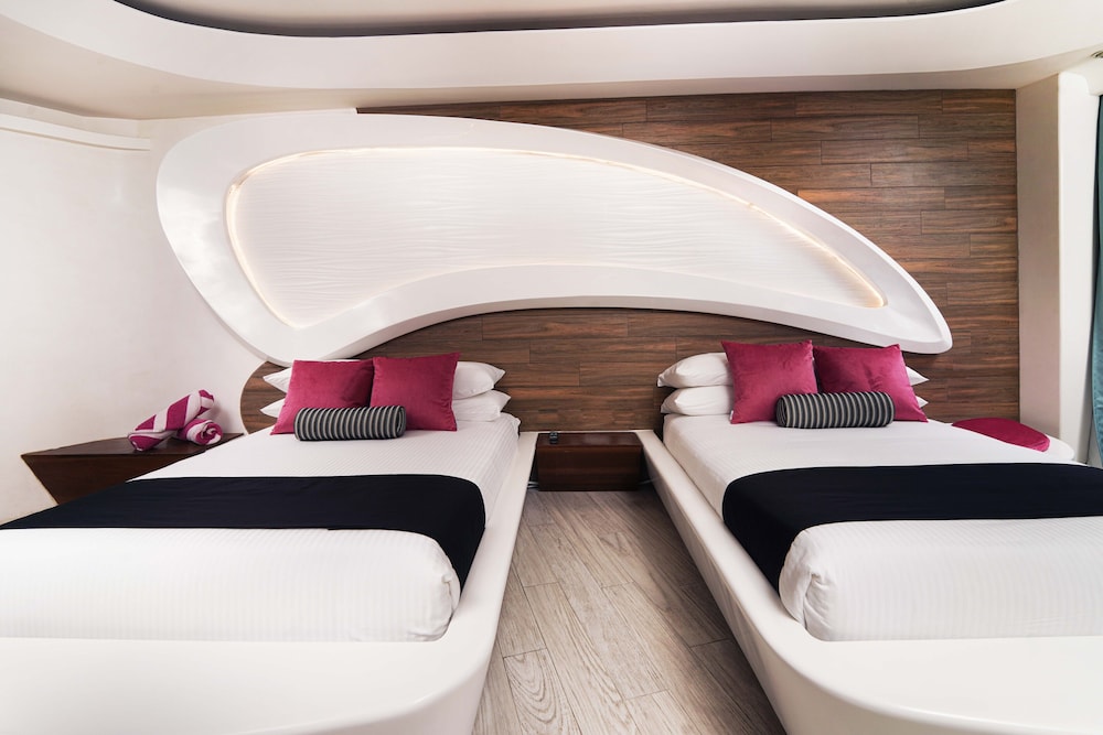 Coral Suite