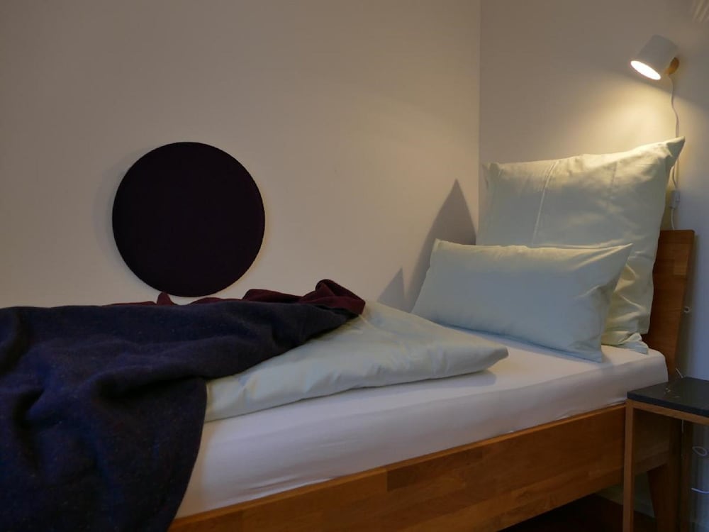Single Room photo 1