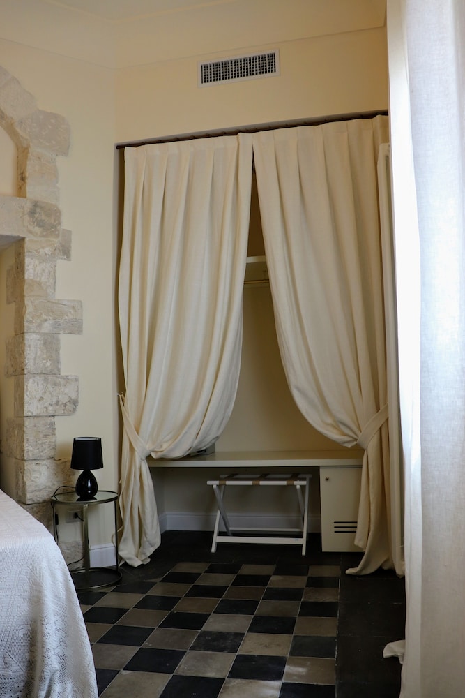 Royal Suite photo 3