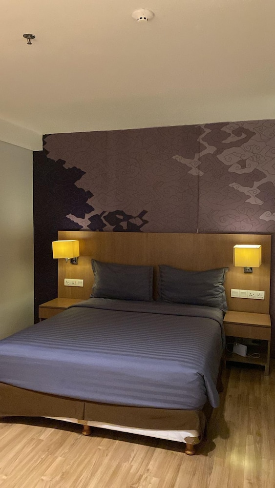 City Apartment, 1 Bedroom, City View
