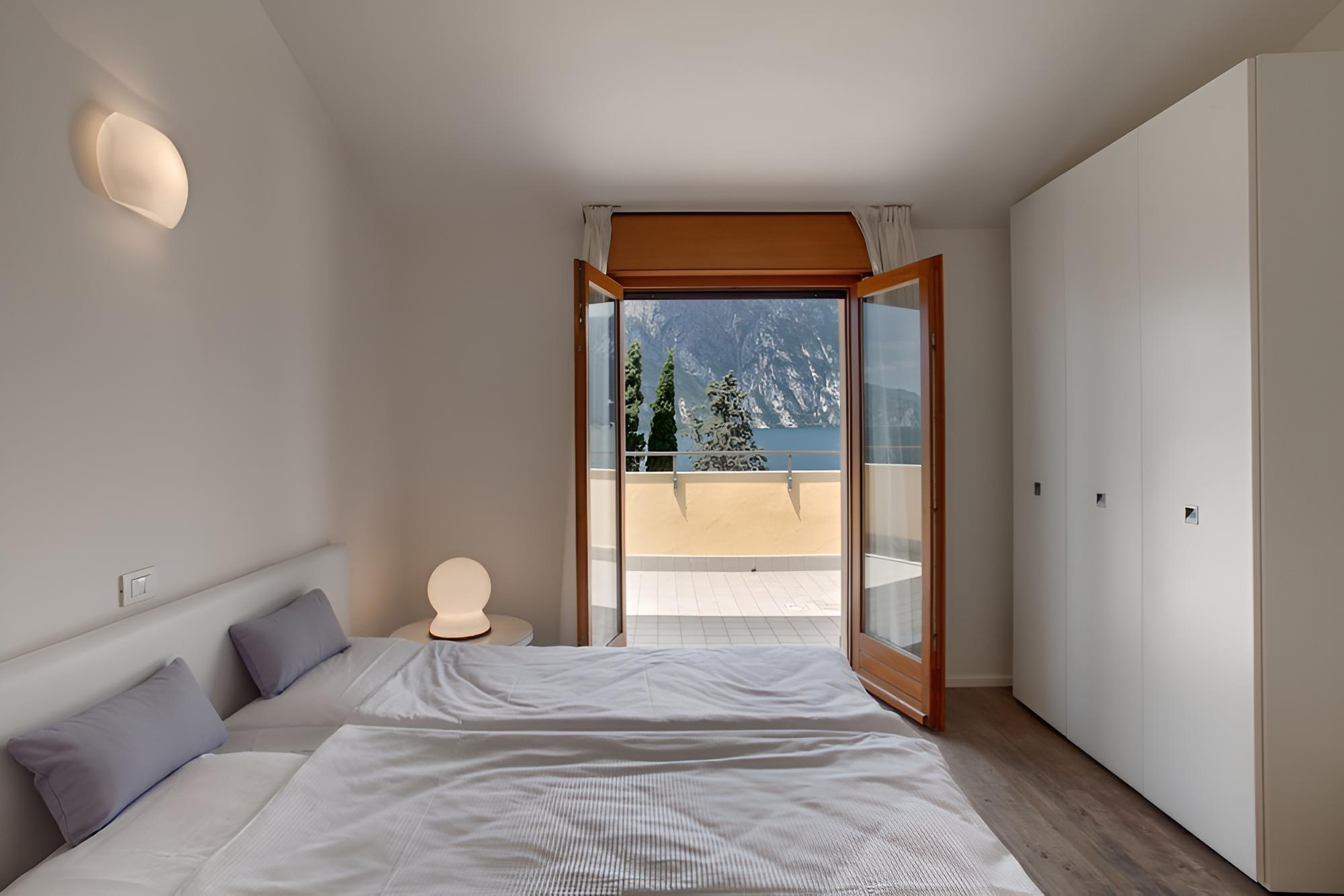Apartment, 1 Bedroom, Lake View