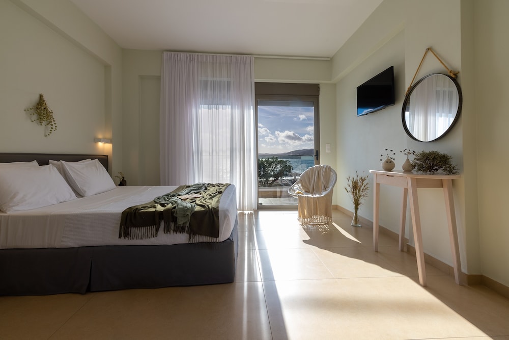 Superior Studio, Sea View