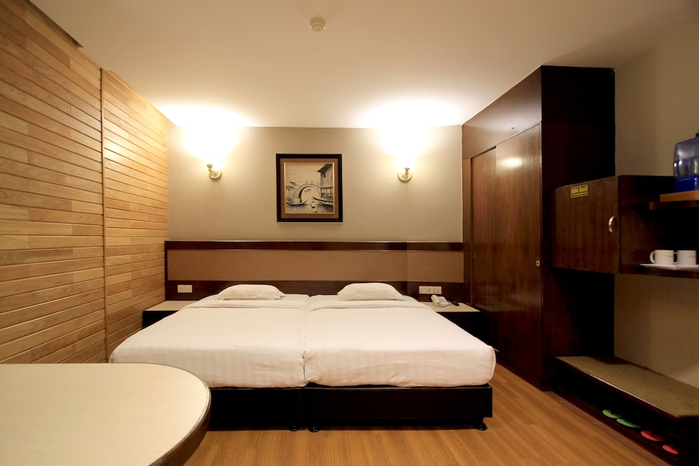 Executive Room