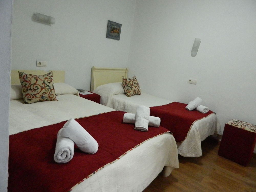 Habitación Triple Familiar con Baño Privado