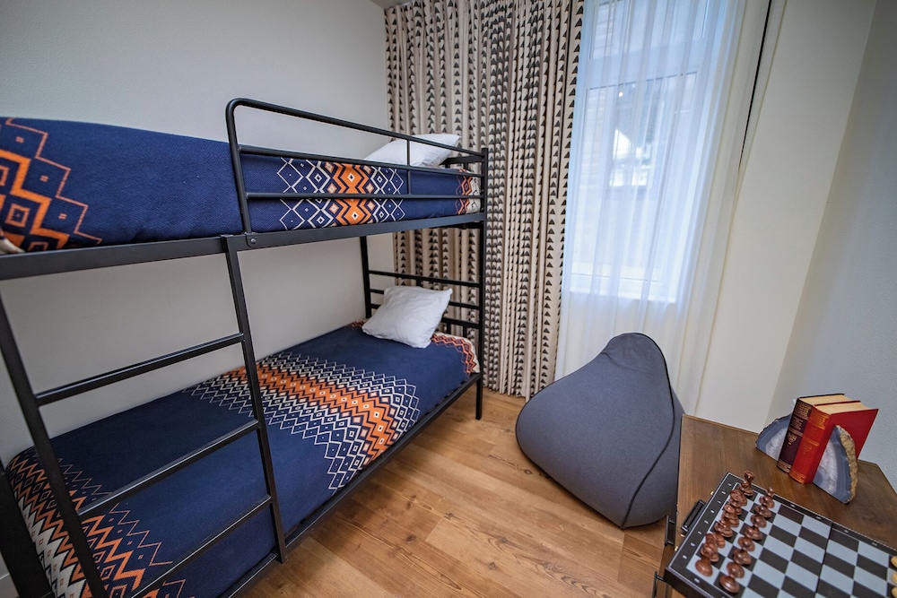 Two Bedroom Condo - Photo 5
