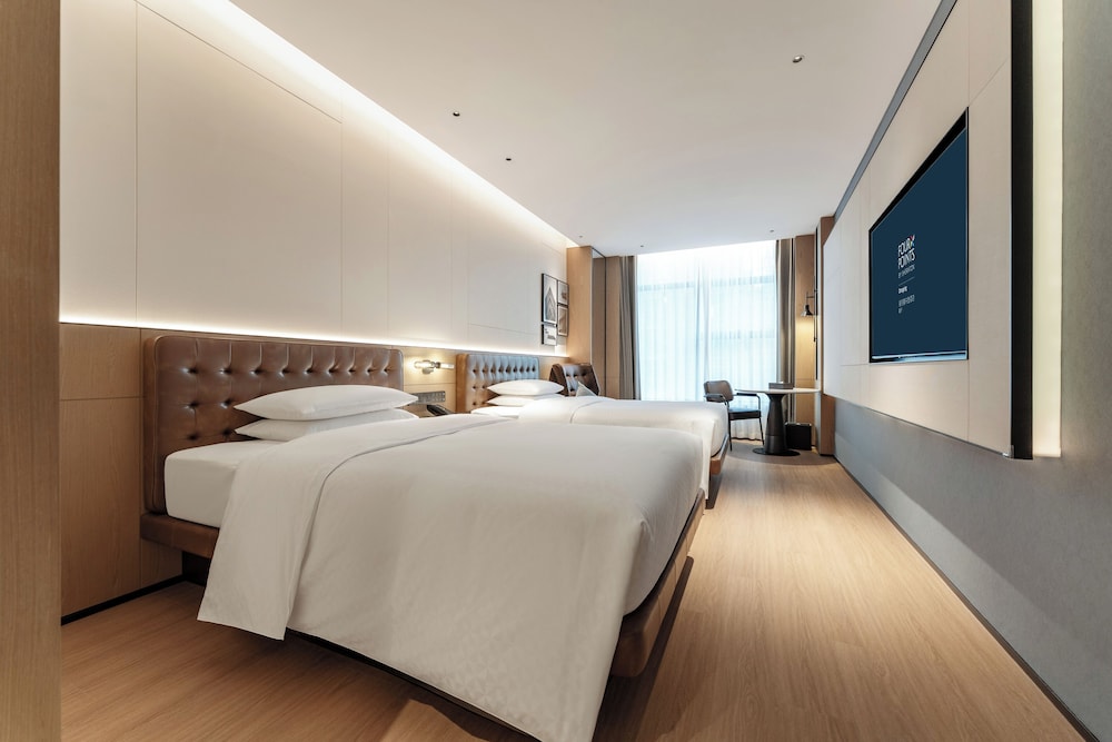 Superior Room, 2 Double Beds, City View photo 1