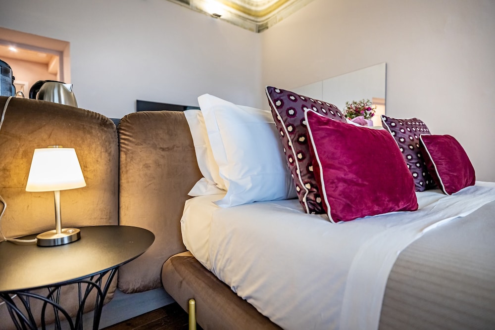 Royal Suite - Photo 4