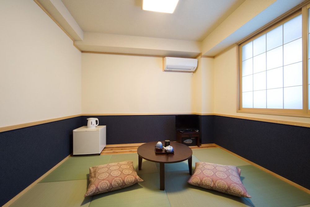 Standard Twin Room, Non Smoking (Japanese-Style) photo 2