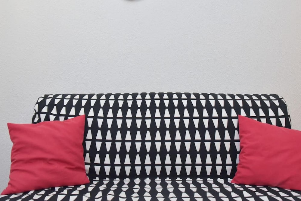 Apartment photo 2