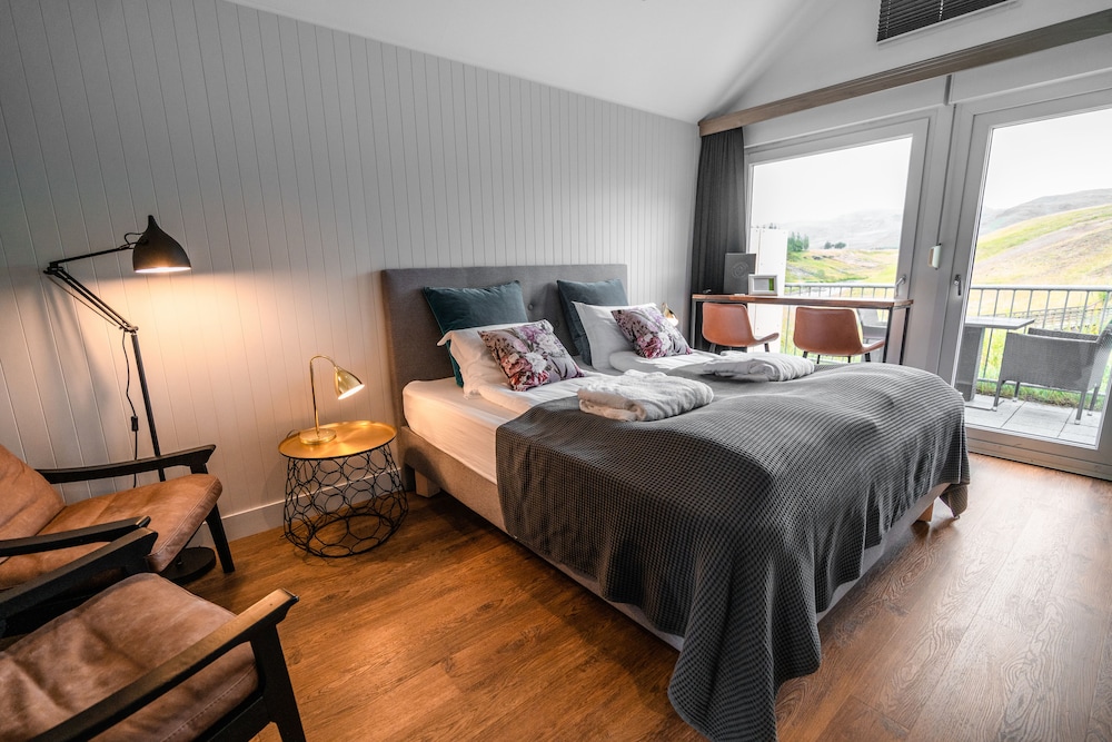 Standard Double or Twin Room, River View