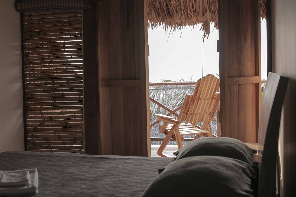 Superior Double Room, 1 Double Bed, Balcony, Beach View photo 3