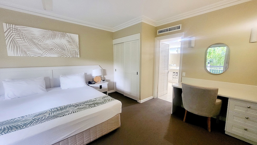Executive Studio Suite