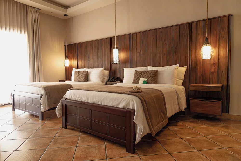 Deluxe Double Room - Photo 1