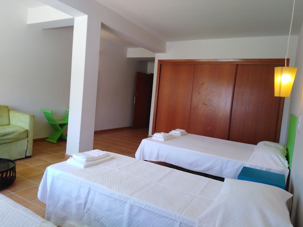 Family Quadruple Room photo 2
