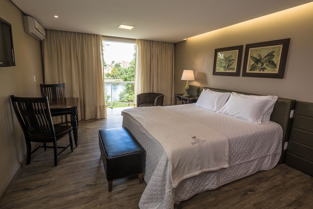 Premium Double or Twin Room photo 2
