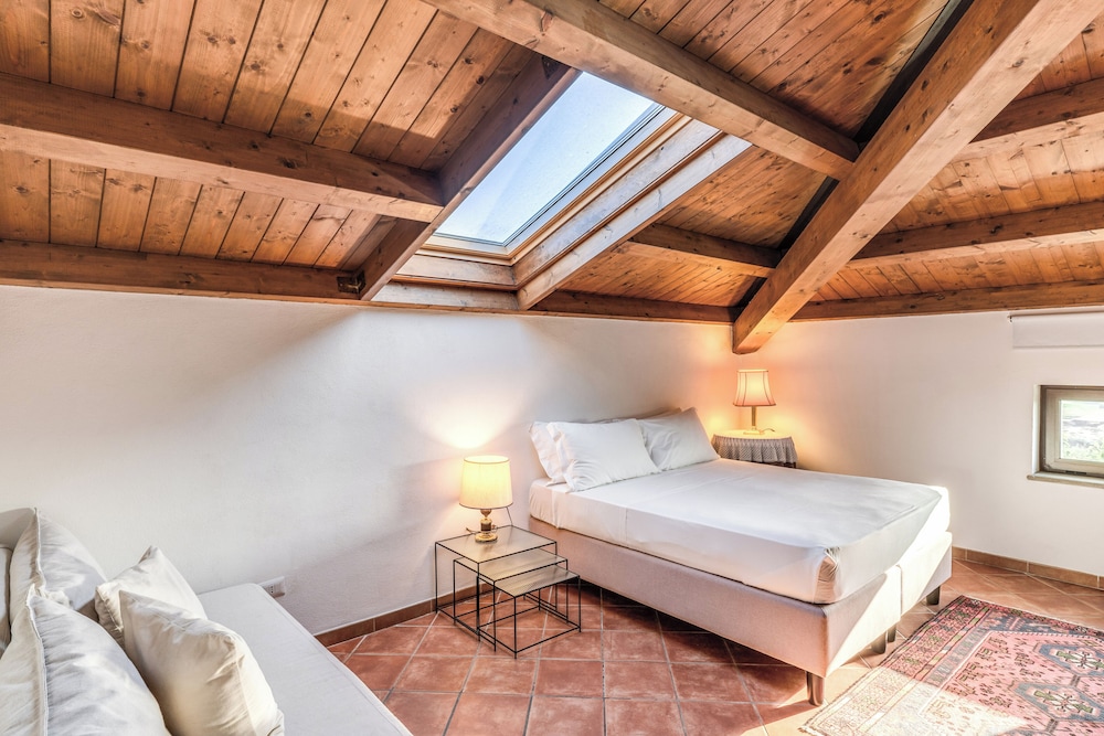 Superior Triple Room, 1 Bedroom, Ocean View photo 3