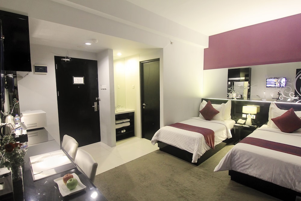 Deluxe Double or Twin Room photo 2