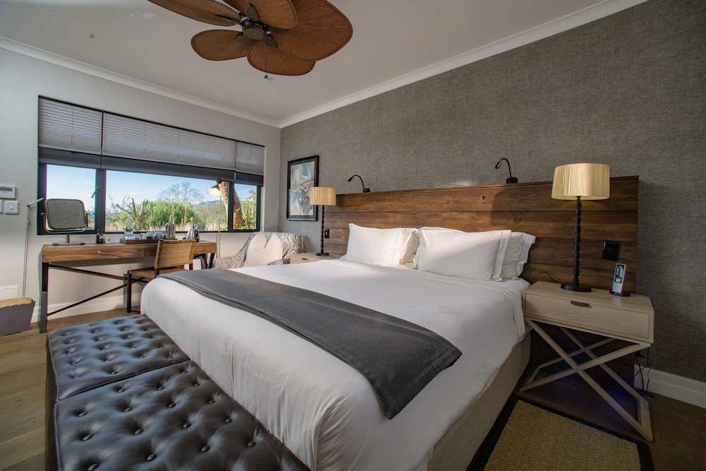 Deluxe Room - Photo 3