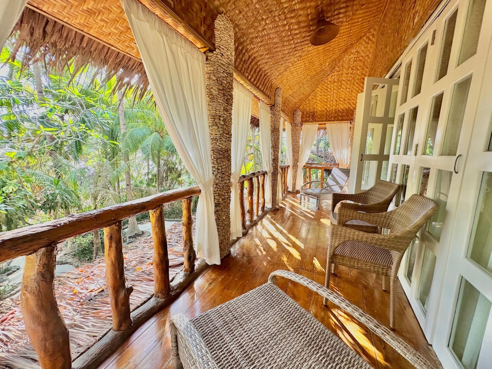 Villa, Garden View photo 3
