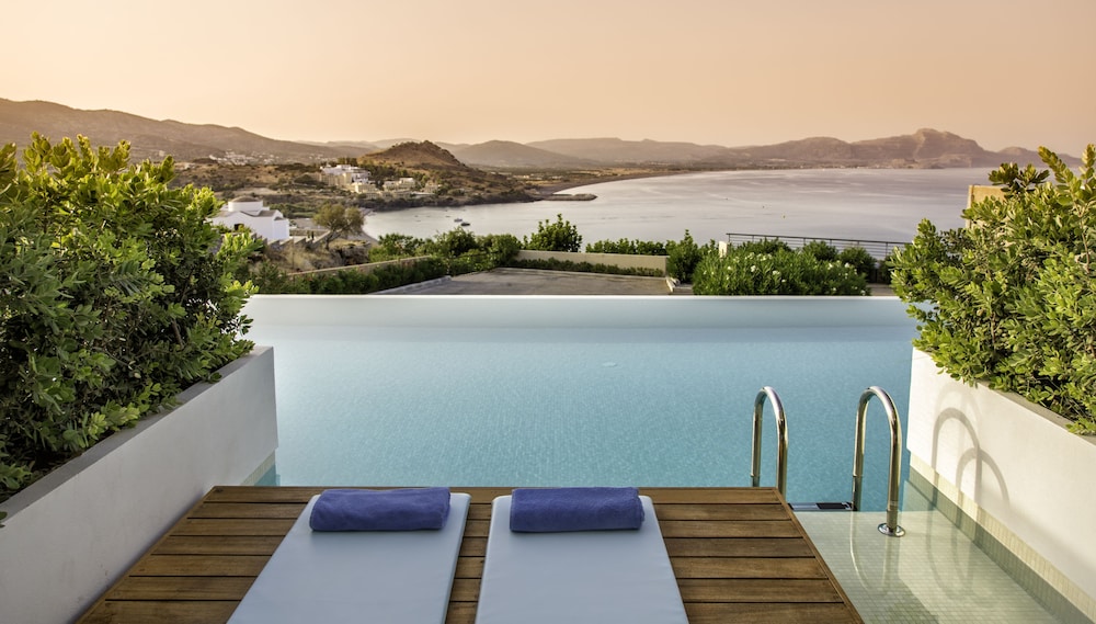 Deluxe Double Room, Pool Access, Sea View (front sea view)