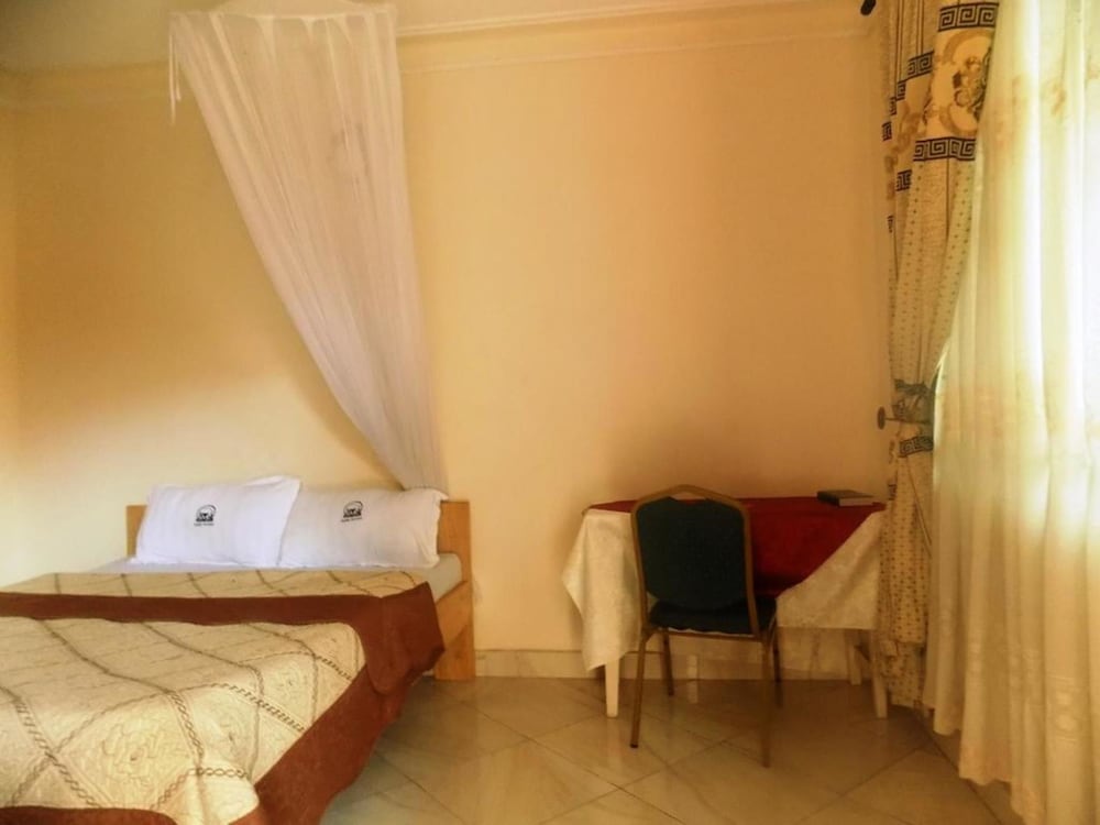 Single Room photo 3