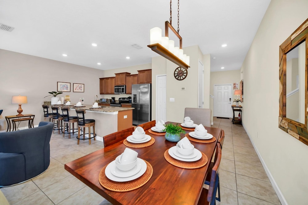 Lovely Family Home - 10min til Disney - Stl107, Billede 6