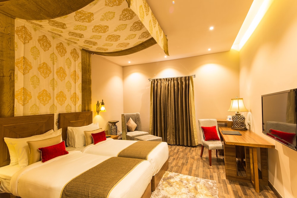 Luxury Room - Photo 5