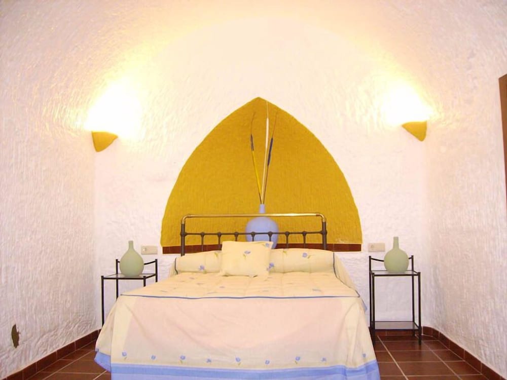 Cottage (4 adults + 2 children)