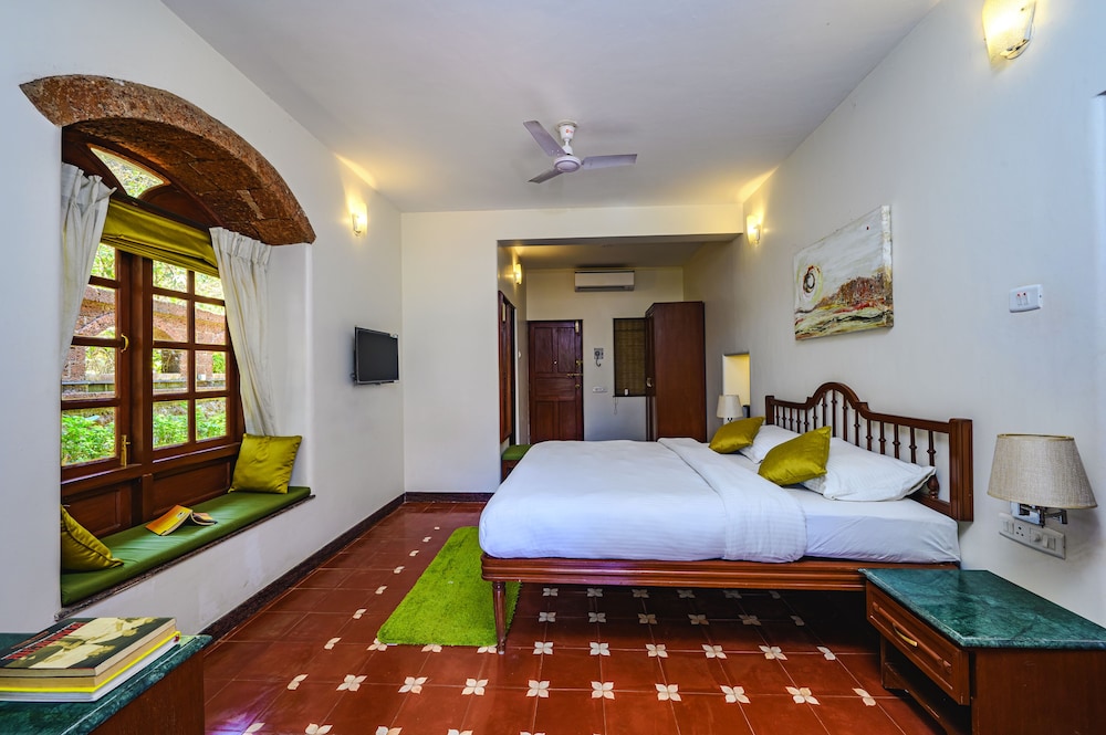 Deluxe Double Room, 1 Double Bed, Balcony photo 3