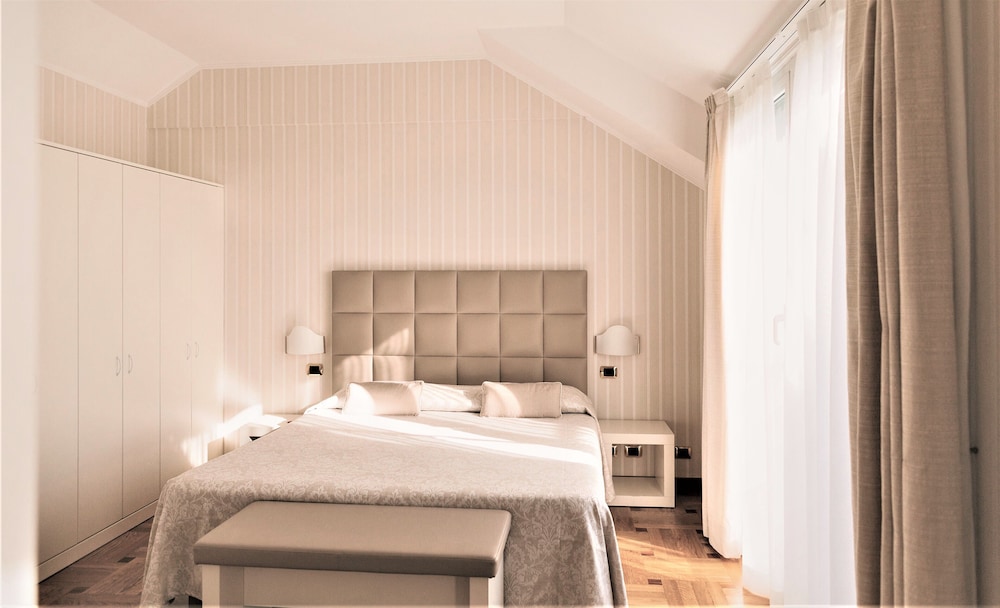 Junior Suite - Photo 2