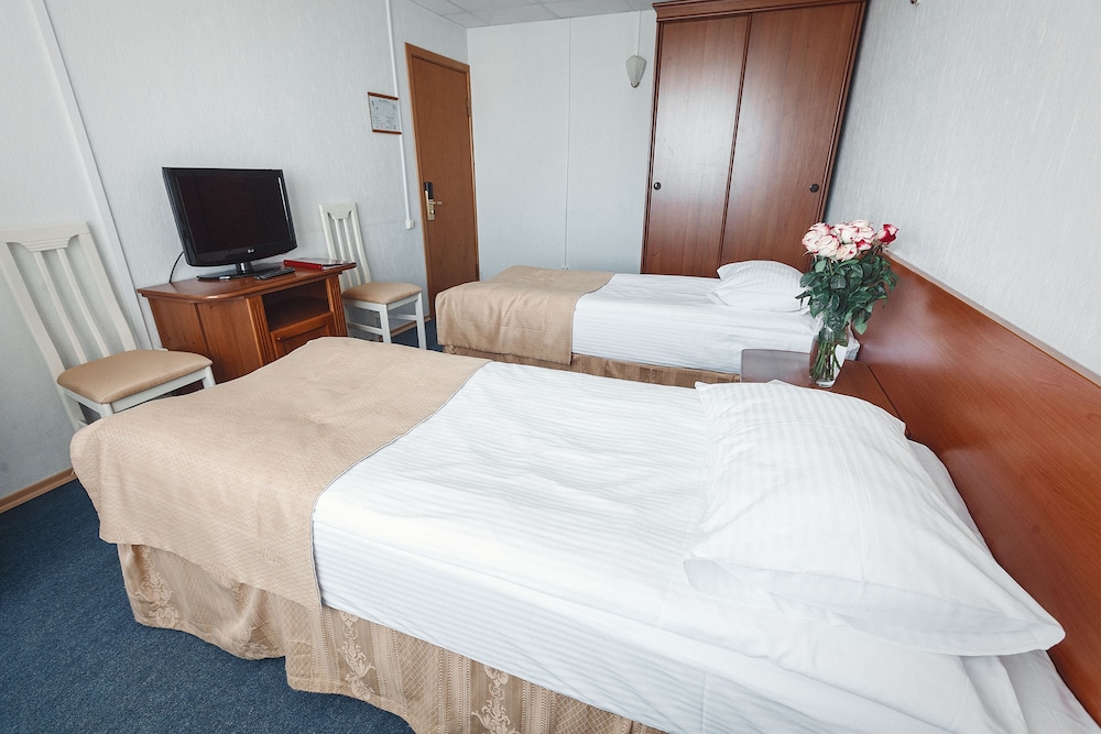 Standard Twin Room, Shared Bathroom photo 2