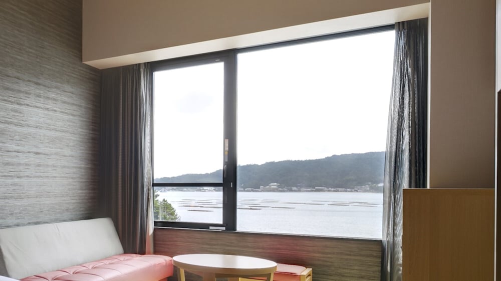 Superior Twin Room, Non Smoking, Sea View - Photo 3