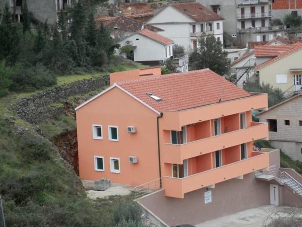 Apartment (One Bedroom Apartment with Balcony an) photo 2