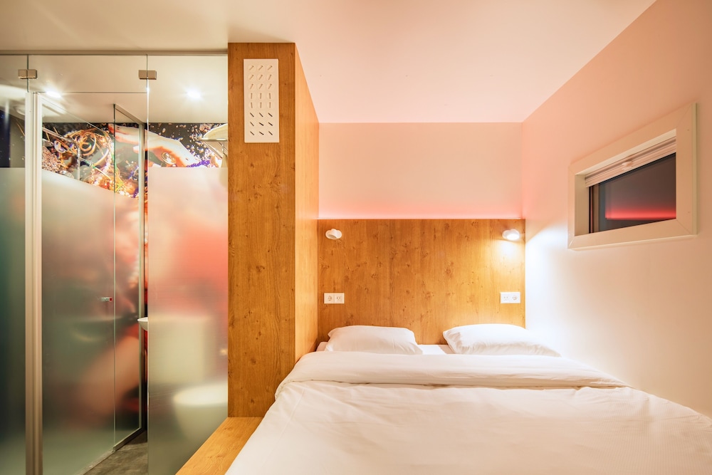 BUNK ROOM ++ photo 2