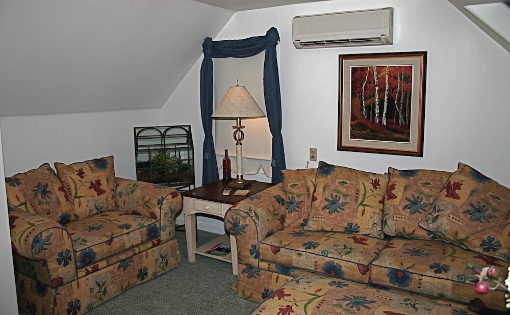 Executive Apartment, 2 Bedrooms, Kitchen, Garden View photo 2